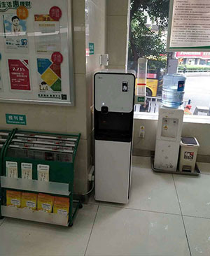 ���İ���9